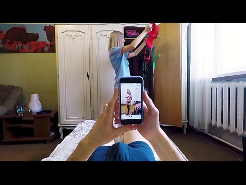 ❤️ 继妹在妈妈回家前让弟弟射精 ☑ Porno❤